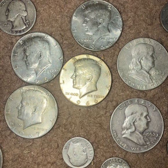 Have lots of old coins - Picture 2 of 14